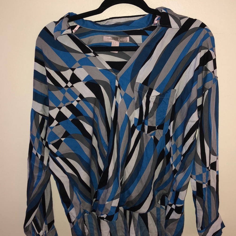 Forever 21 Contemporary Flowy long sleeve top